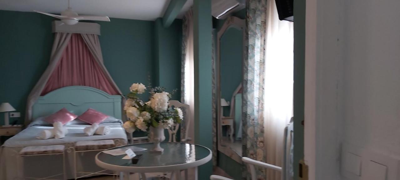 A 20 Metros De La Mezquita Catedral ,Apartamentos Turistico Cespedes 5 코르도바 외부 사진