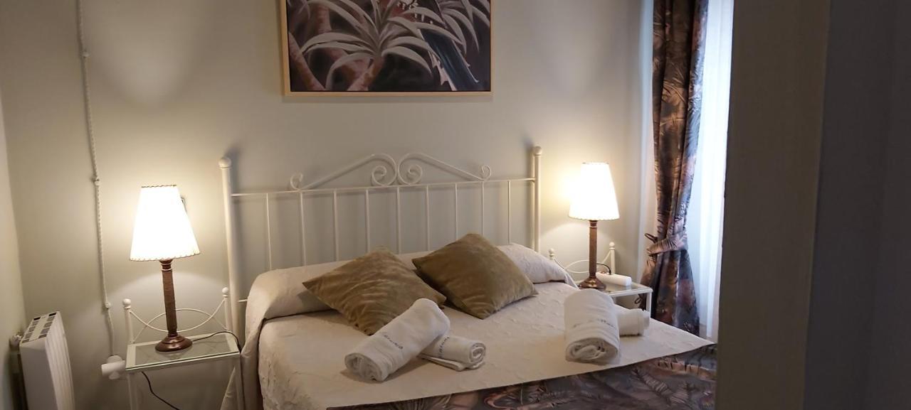 A 20 Metros De La Mezquita Catedral ,Apartamentos Turistico Cespedes 5 코르도바 외부 사진